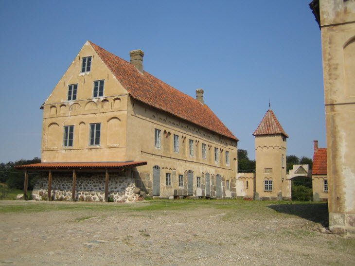 Bergsjöholm Slott, Sweden